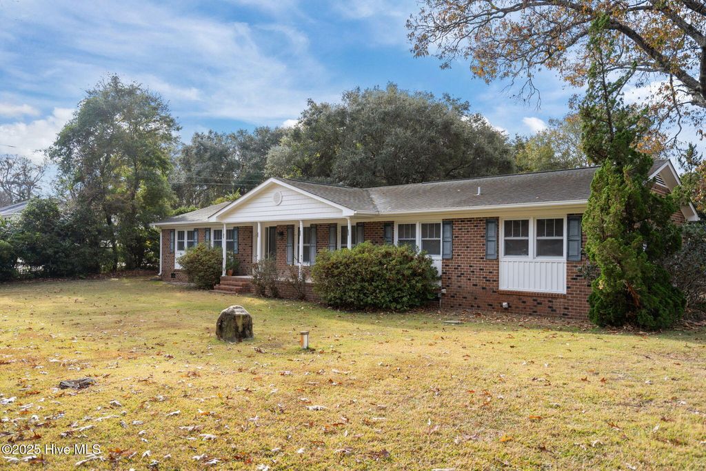Photo of 102 La Salle Street, Wilmington, NC 28411 (MLS # 100542917)