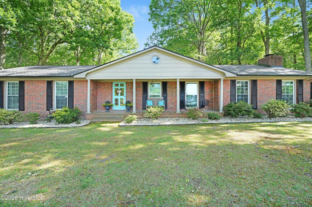 Photo of 281 Greenbrier Road, Tarboro, NC 27886 (MLS # 100570368)