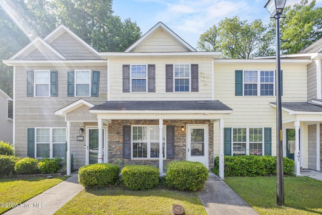 Photo of 27 E Doris Avenue #403, Jacksonville, NC 28540 (MLS # 100575480)