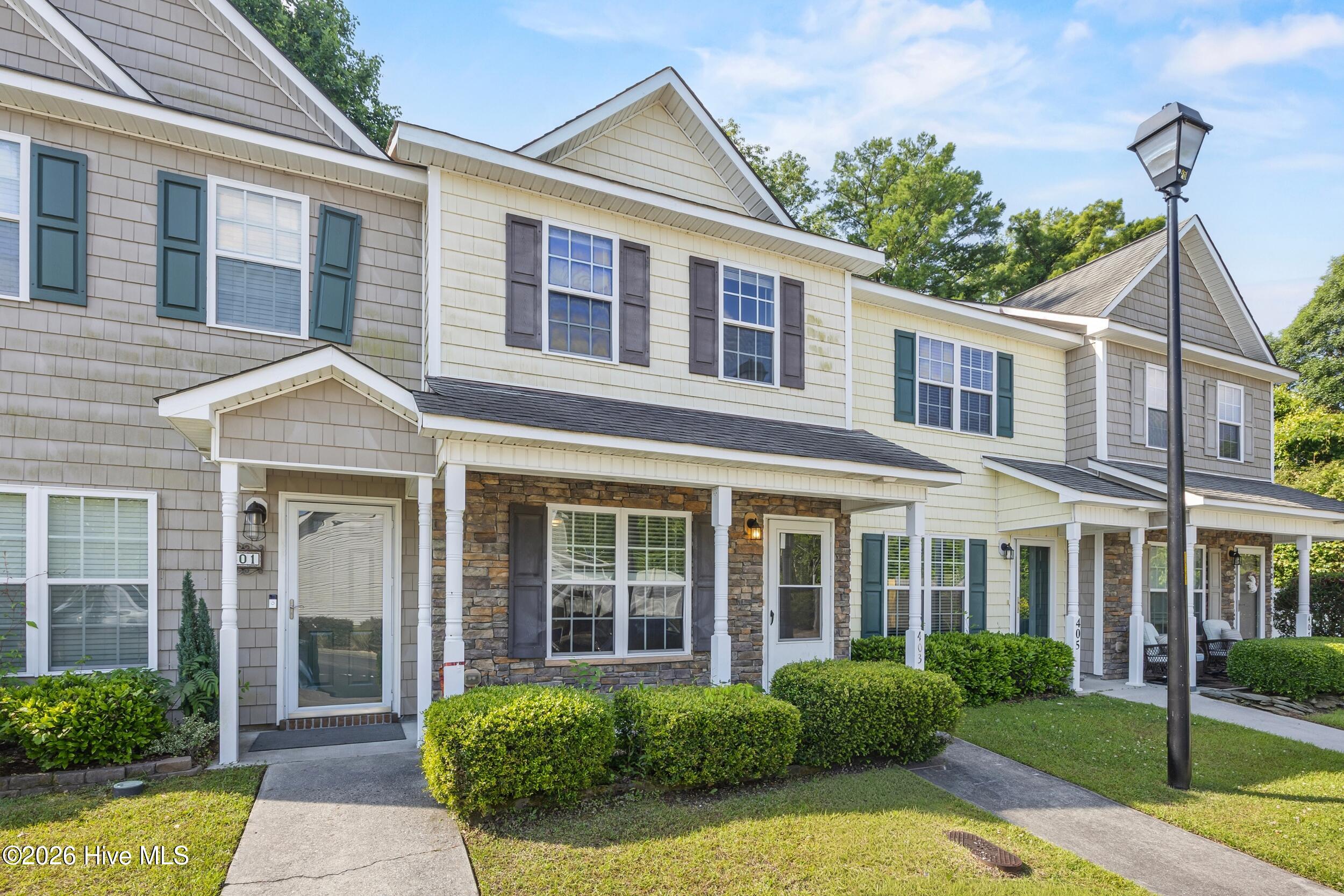 27 E Doris Avenue 403