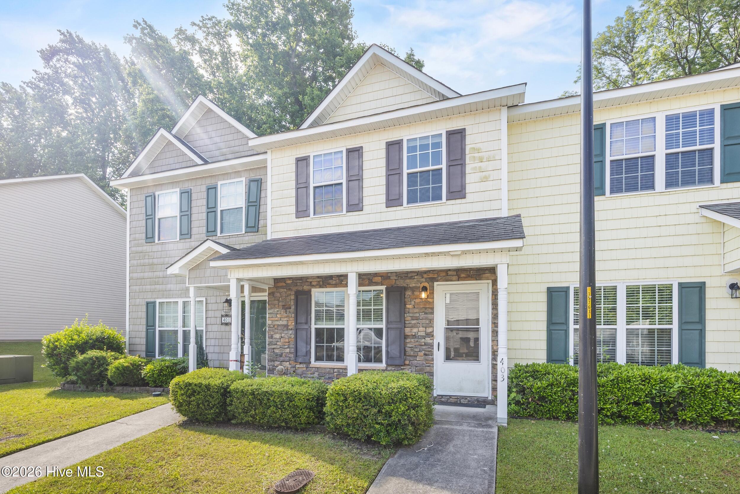 27 E Doris Avenue 403