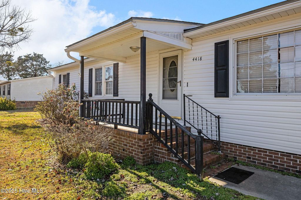 Photo of 4418 Frog Level Road, Winterville, NC 28590 (MLS # 100544979)