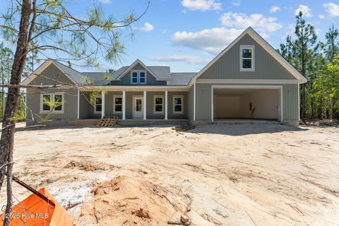 Homes For Sale - 2033 Pewter Drive<br/> Moore County, West End, NC 27376