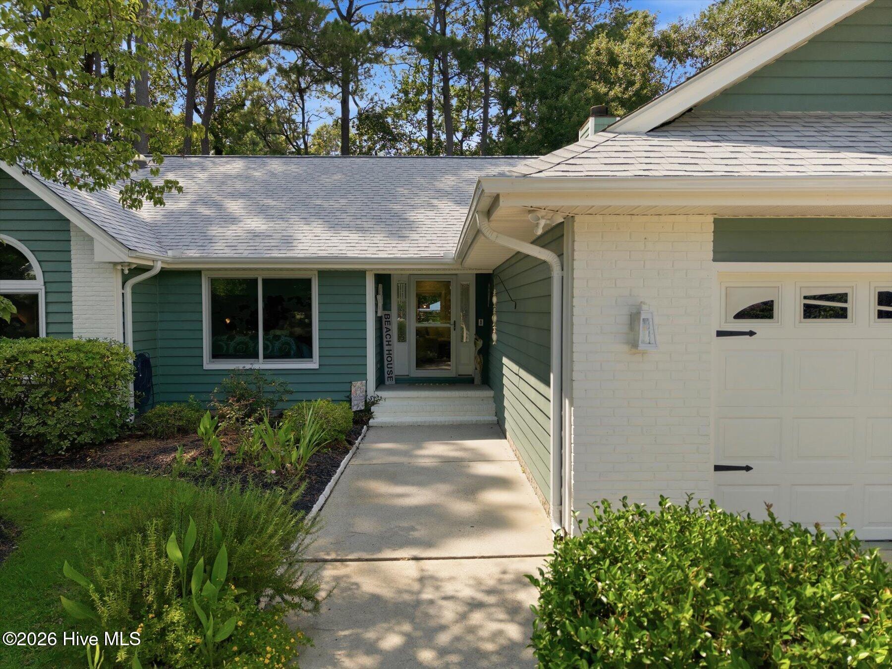 933 Green Pointe Drive