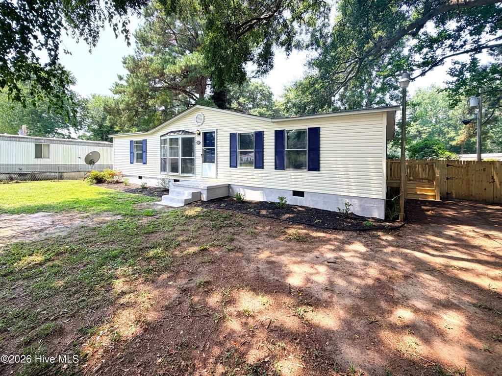 Photo of 108 Baxter Grove Road, Moyock, NC 27958 (MLS # 100590355)