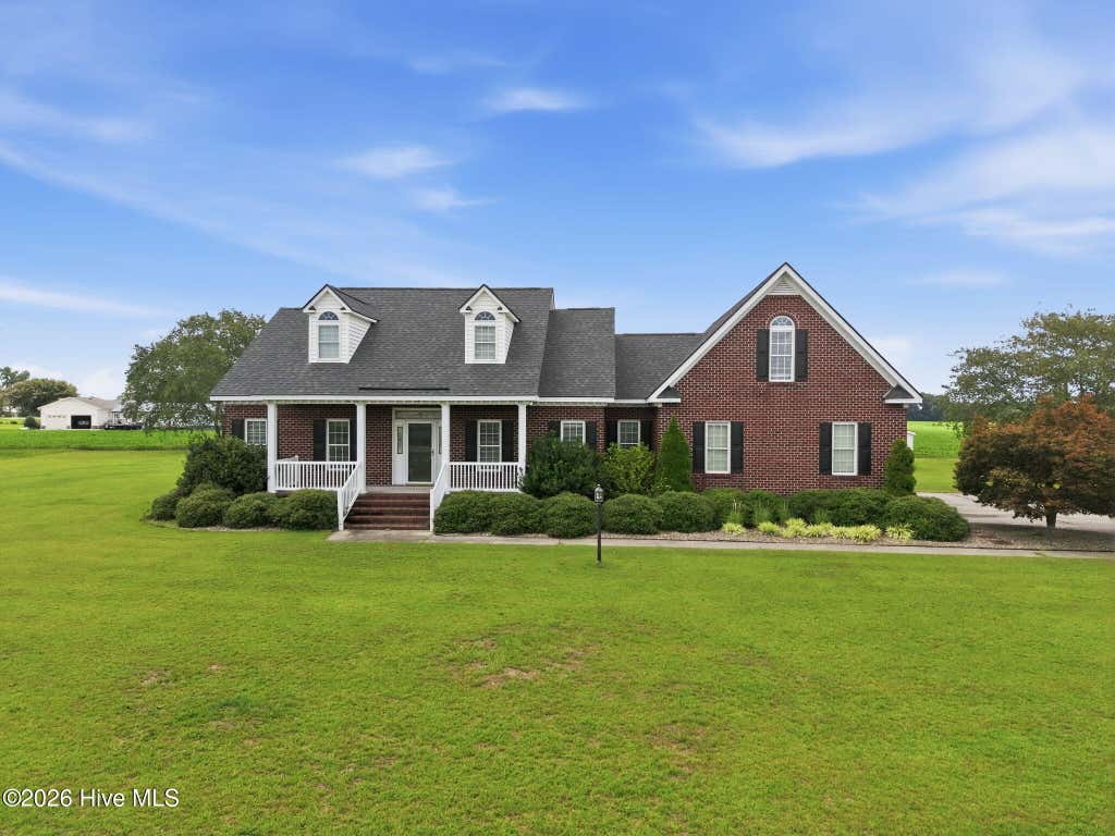 Photo of 4921 Pauls Path Road, La Grange, NC 28551 (MLS # 100594415)