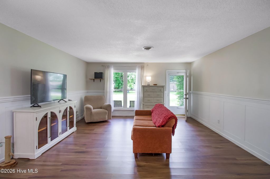 Photo of 303 Walnut Creek Road, Jacksonville, NC 28546 (MLS # 100578337)