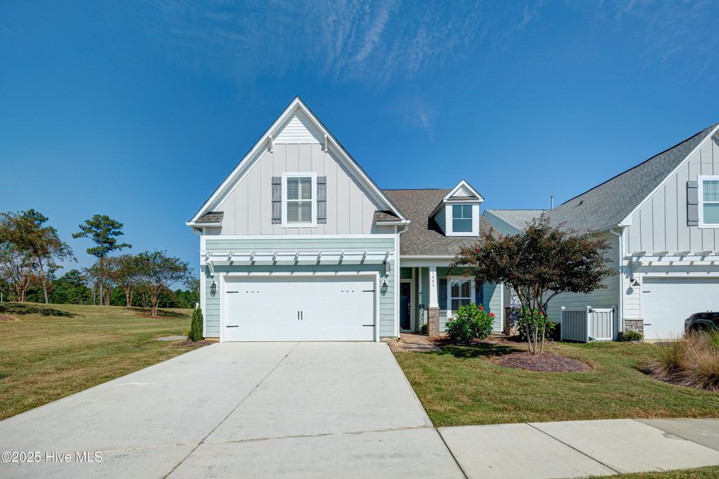 Photo of 5884 Park West Circle, Leland, NC 28451 (MLS # 100533890)