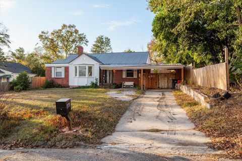 Photo of 1739 Berkeley Road, Augusta, GA 30904 (MLS # 550076)