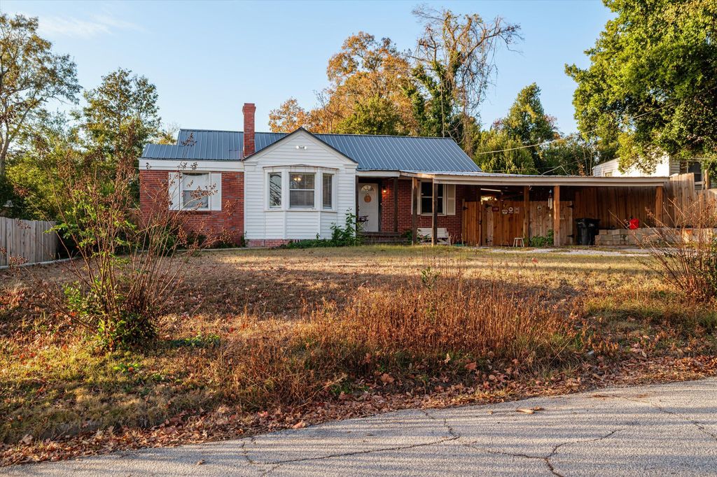 Photo of 1739 Berkeley Road, Augusta, GA 30904 (MLS # 550076)