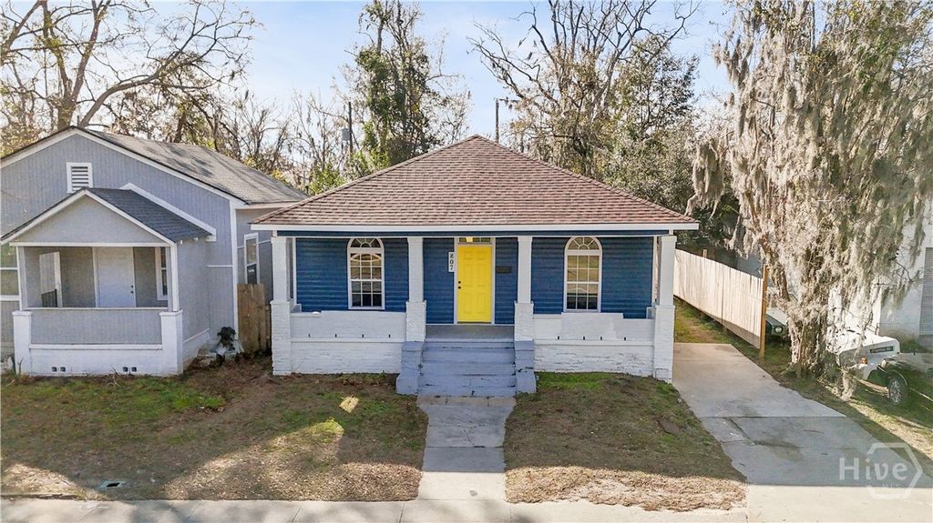 Photo of 807 W 52nd Street, Savannah, GA 31405 (MLS # SA347370)