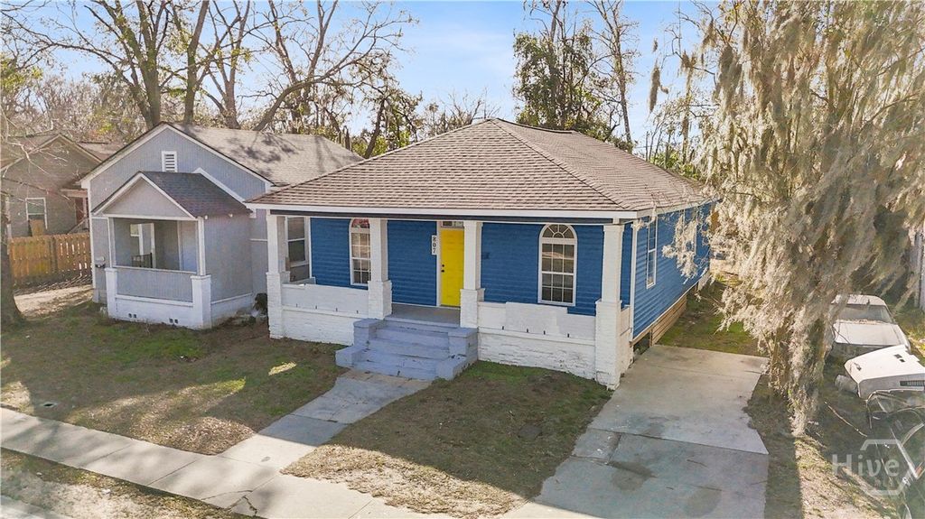 Photo of 807 W 52nd Street, Savannah, GA 31405 (MLS # SA347370)
