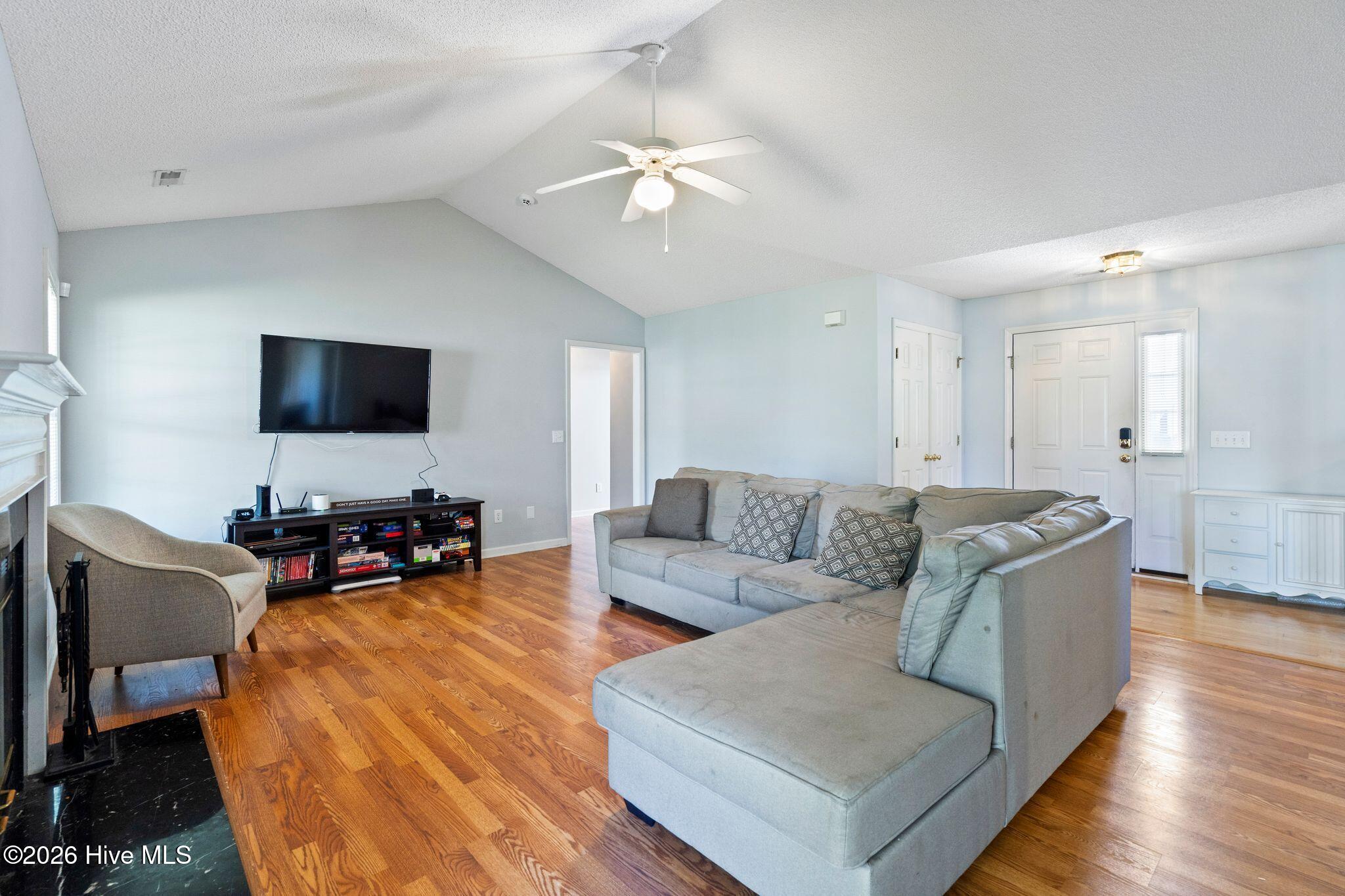7323 Rabbit Hollow Drive