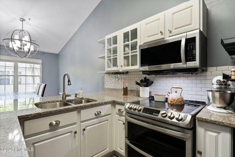 Tiny photo for 1402 Willoughby Park Court #Unit 7, Wilmington, NC 28412 (MLS # 100600202)
