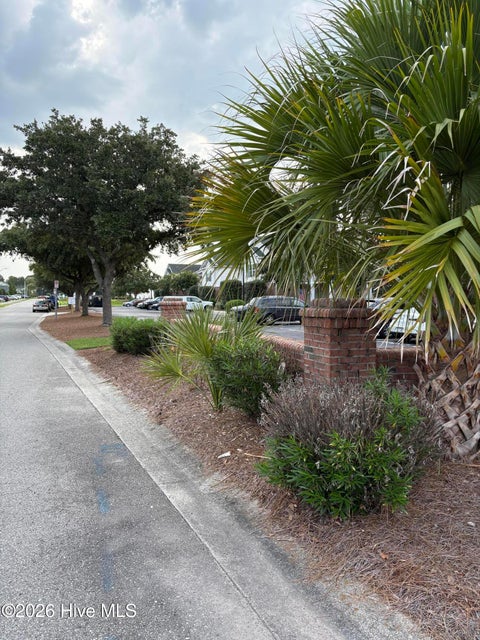 Tiny photo for 1402 Willoughby Park Court #Unit 7, Wilmington, NC 28412 (MLS # 100600202)
