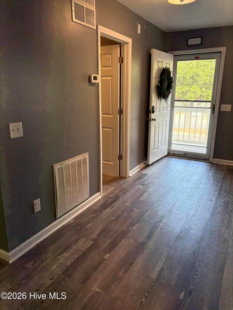 Tiny photo for 1402 Willoughby Park Court #Unit 7, Wilmington, NC 28412 (MLS # 100600202)