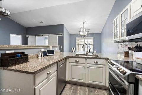 Tiny photo for 1402 Willoughby Park Court #Unit 7, Wilmington, NC 28412 (MLS # 100600202)