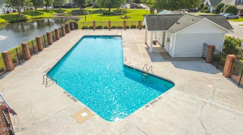 Tiny photo for 1402 Willoughby Park Court #Unit 7, Wilmington, NC 28412 (MLS # 100600202)