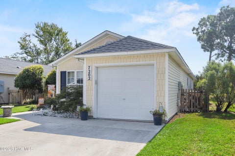 Tiny photo for 7202 Konlack Court, Wilmington, NC 28411 (MLS # 100604995)