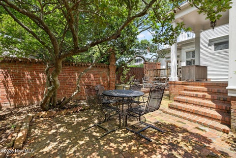 Tiny photo for 113 Nun Street, Wilmington, NC 28401 (MLS # 100578840)