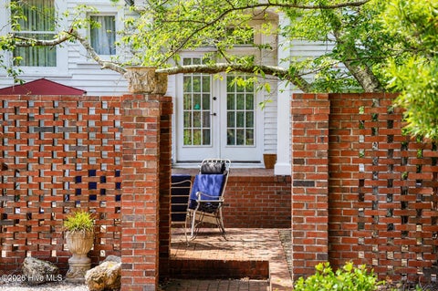 Tiny photo for 113 Nun Street, Wilmington, NC 28401 (MLS # 100578840)