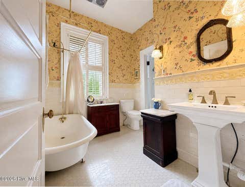 Tiny photo for 113 Nun Street, Wilmington, NC 28401 (MLS # 100578840)