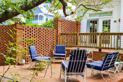 Tiny photo for 113 Nun Street, Wilmington, NC 28401 (MLS # 100578840)