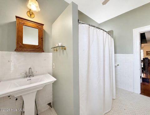 Tiny photo for 113 Nun Street, Wilmington, NC 28401 (MLS # 100578840)