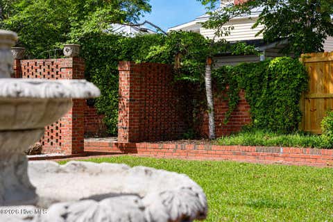Tiny photo for 113 Nun Street, Wilmington, NC 28401 (MLS # 100578840)