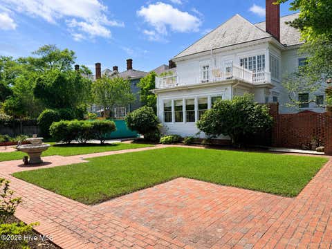 Tiny photo for 113 Nun Street, Wilmington, NC 28401 (MLS # 100578840)