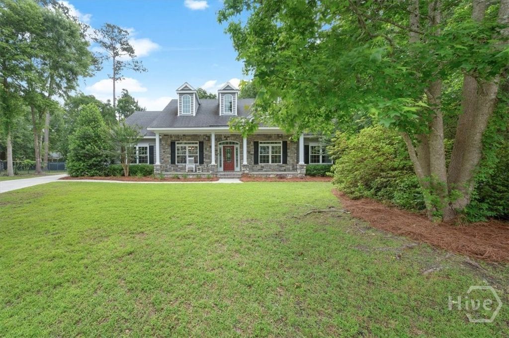 Photo of 37 Macbeth Court S, Richmond Hill, GA 31324 (MLS # SA356081)
