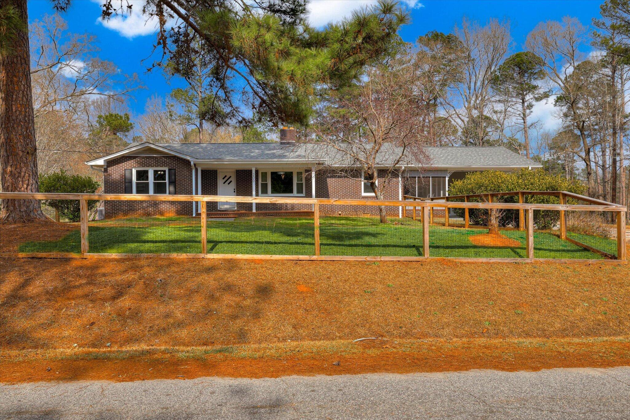 200 Peachtree Street