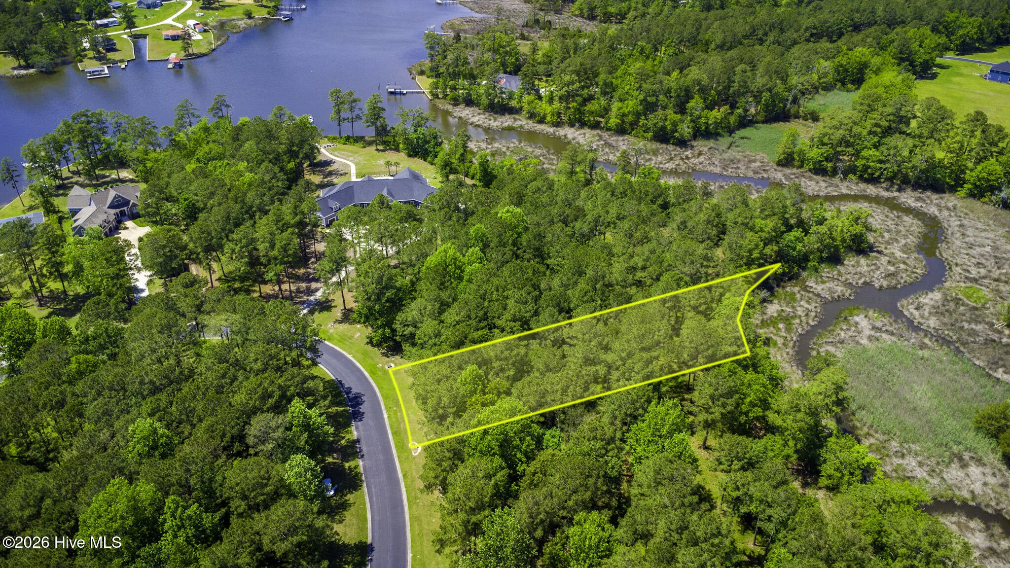 272 Southern Plantation Drive S