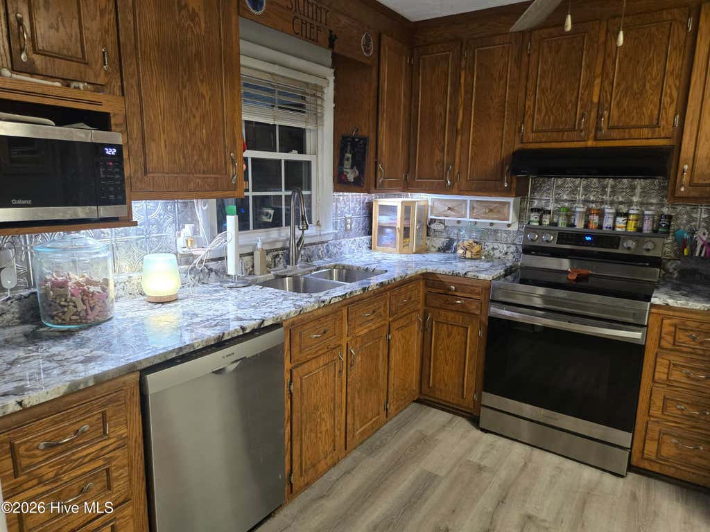 Photo of 12501 Laurelcrest Road, Laurinburg, NC 28352 (MLS # 100593334)
