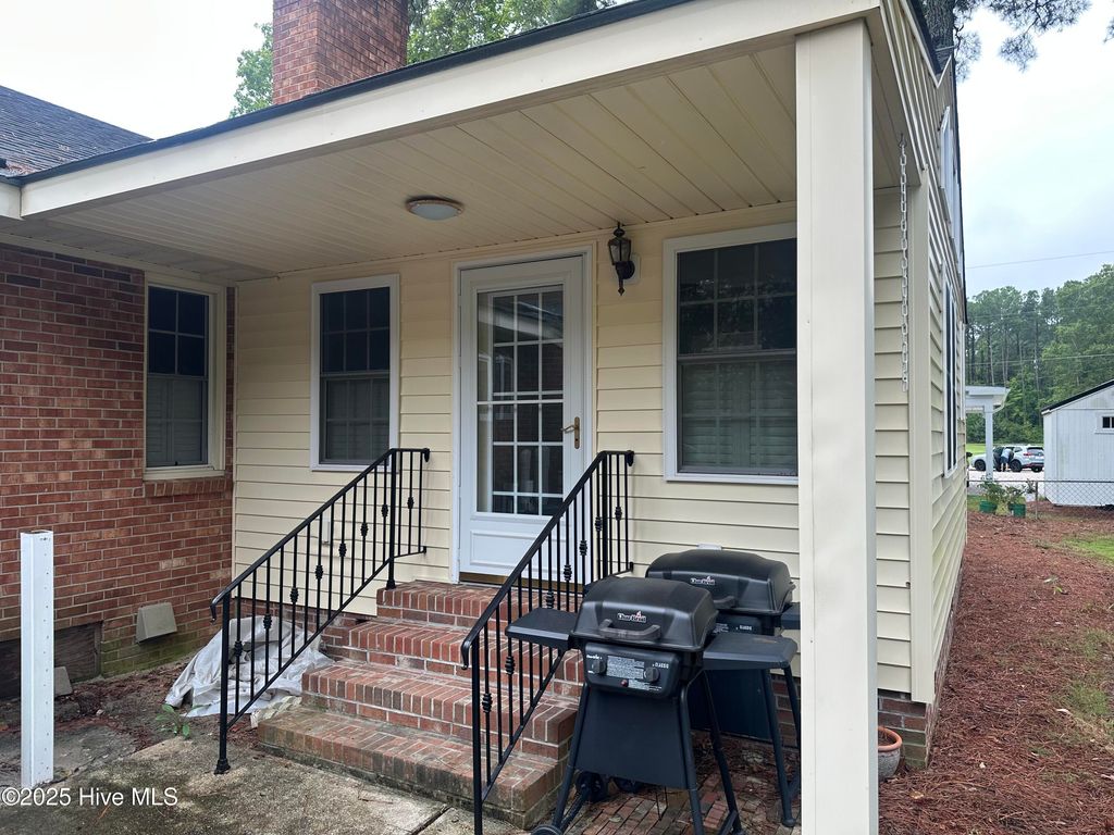 Photo of 204 Rowe Avenue NW, Wilson, NC 27893 (MLS # 100523619)