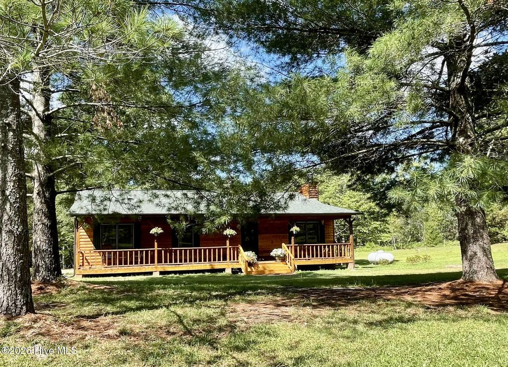 Photo of 228 Windy Hill Road, Aberdeen, NC 28315 (MLS # 100553039)