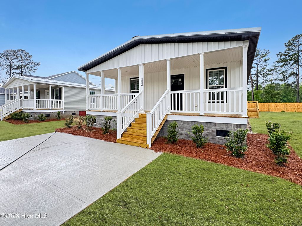 Photo of 1021 Pine Ridge Court, Castle Hayne, NC 28429 (MLS # 100559135)