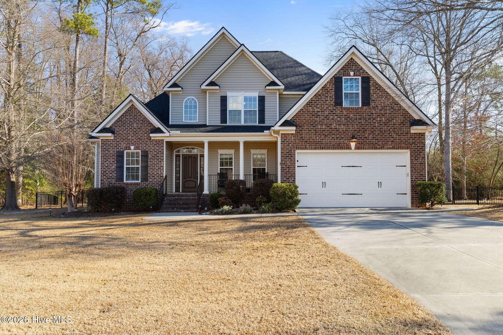 Photo of 222 Laurel Drive, Pikeville, NC 27863 (MLS # 100548621)