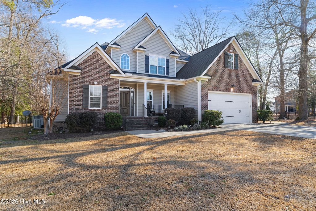 Photo of 222 Laurel Drive, Pikeville, NC 27863 (MLS # 100548621)