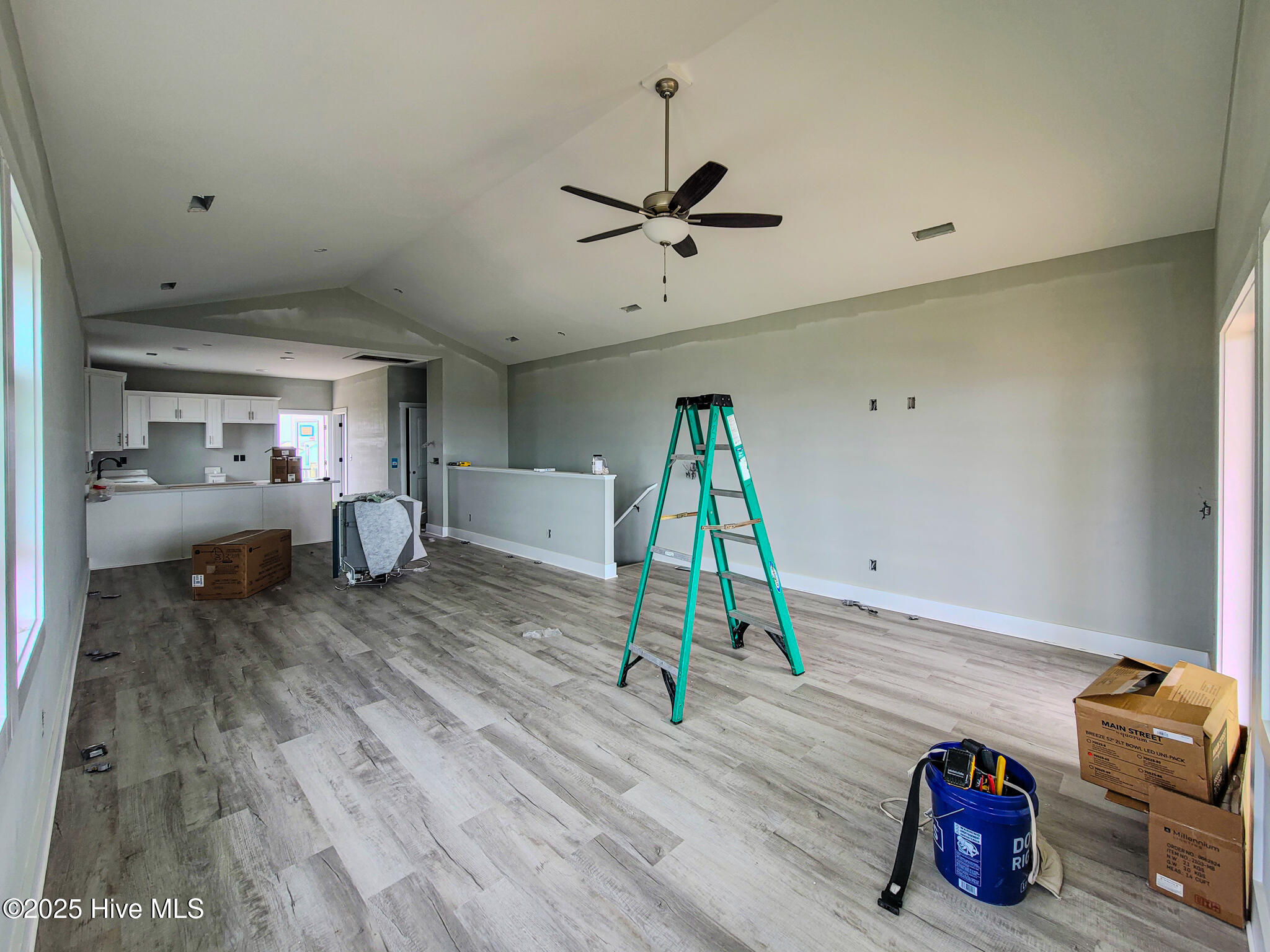 704 N New River Drive