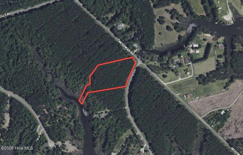 Photo of 79 Breakwater Drive, Bath, NC 27808 (MLS # 100590827)