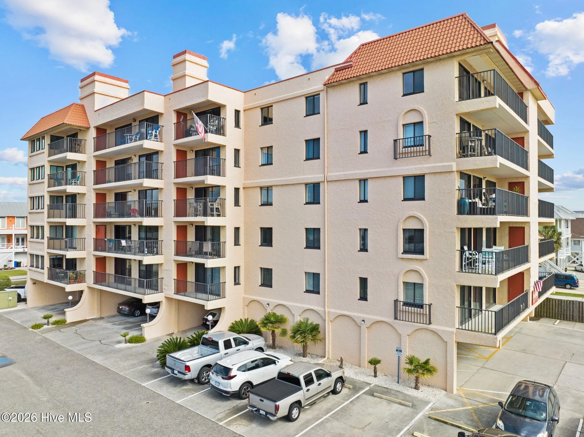 1518 S Lake Park Boulevard Unit 4b