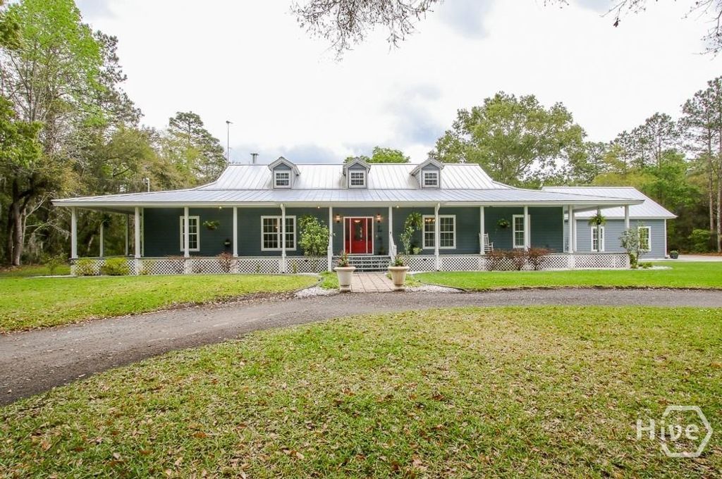 Photo of 22103 GA HWY 144 E, Richmond Hill, GA 31324 (MLS # SA348065)