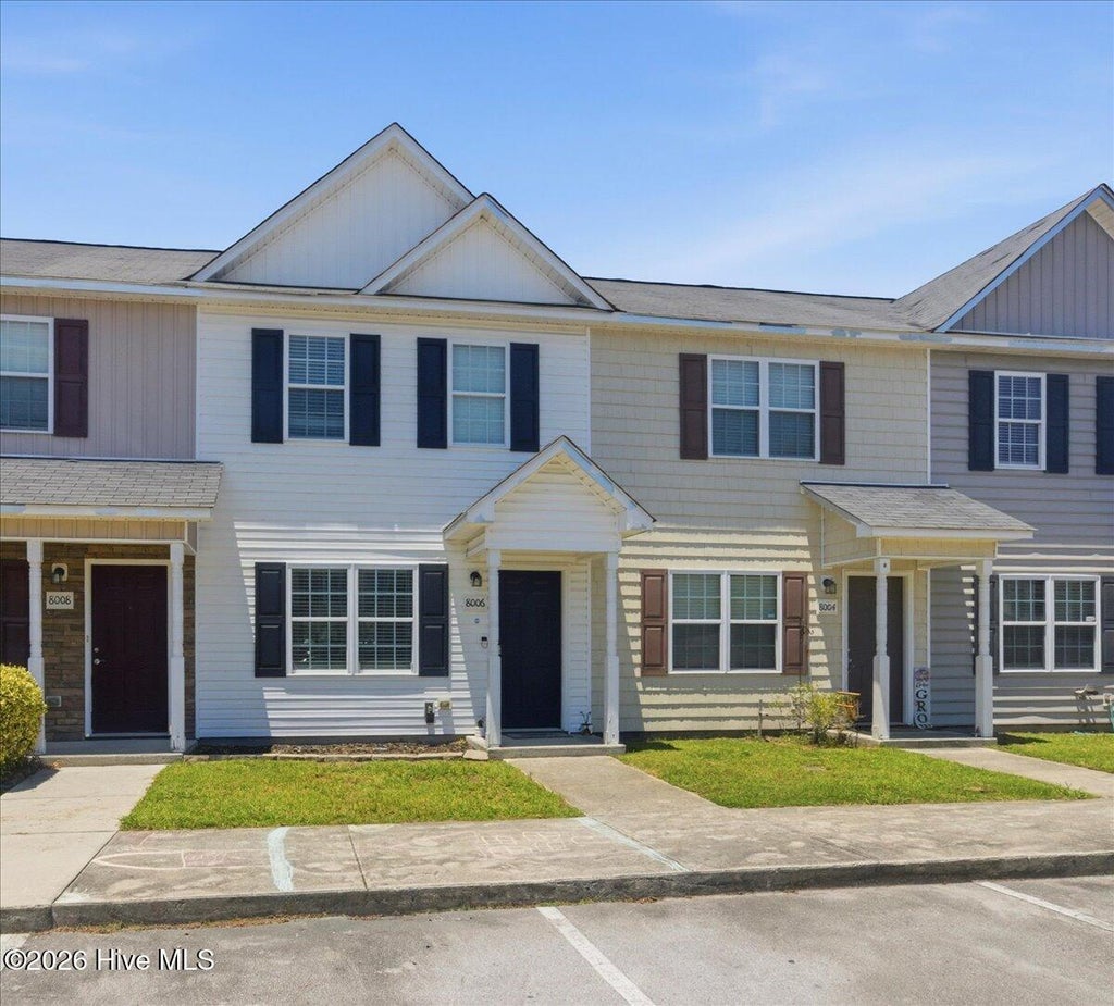 Photo of 8006 Banister Loop, Jacksonville, NC 28546 (MLS # 100580708)