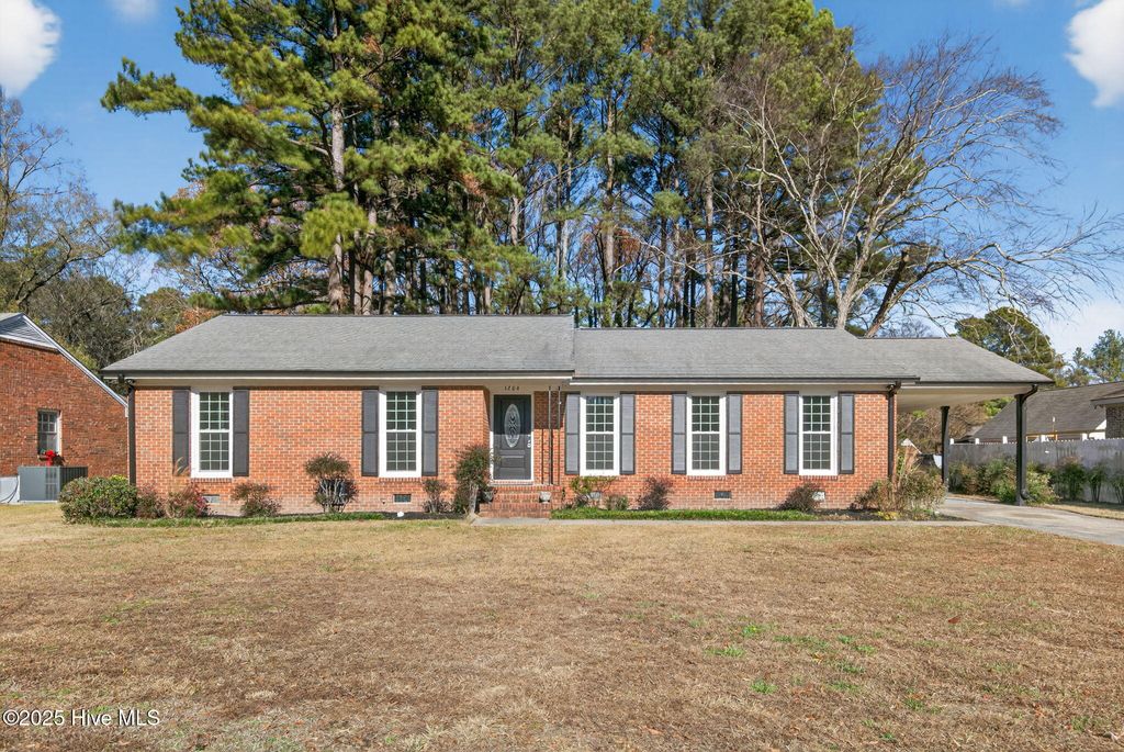 Photo of 1204 Queen Anne Road NW, Wilson, NC 27896 (MLS # 100545427)