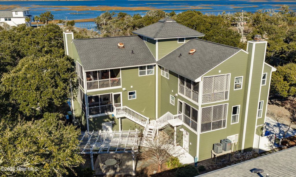 Photo of 111 Cutlass Drive, Surf City, NC 28445 (MLS # 100547126)