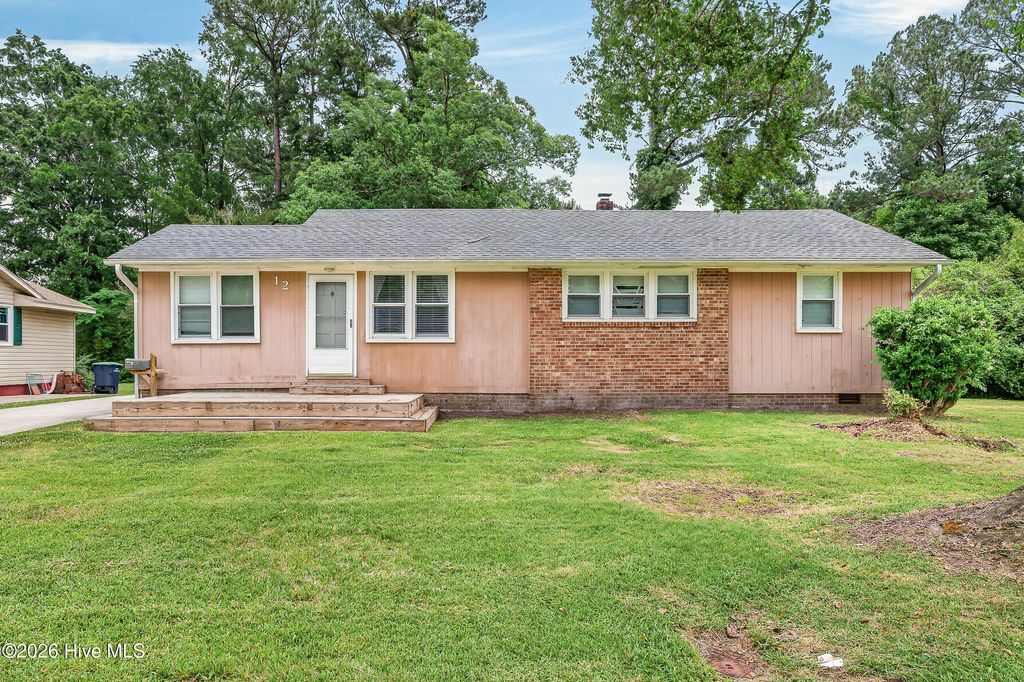 Photo of 12 Barksdale Drive, Jacksonville, NC 28540 (MLS # 100574339)
