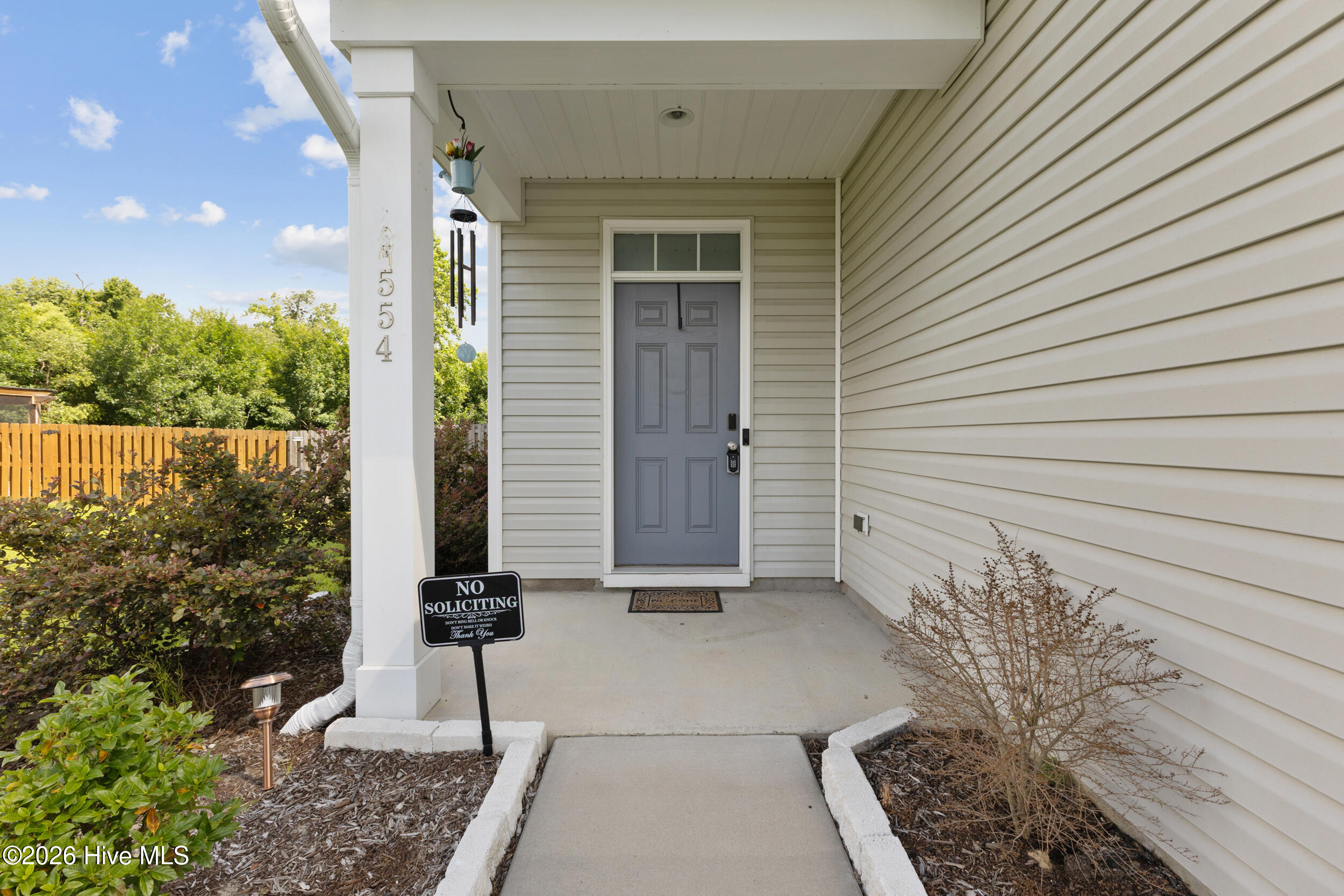 554 Avendale Drive