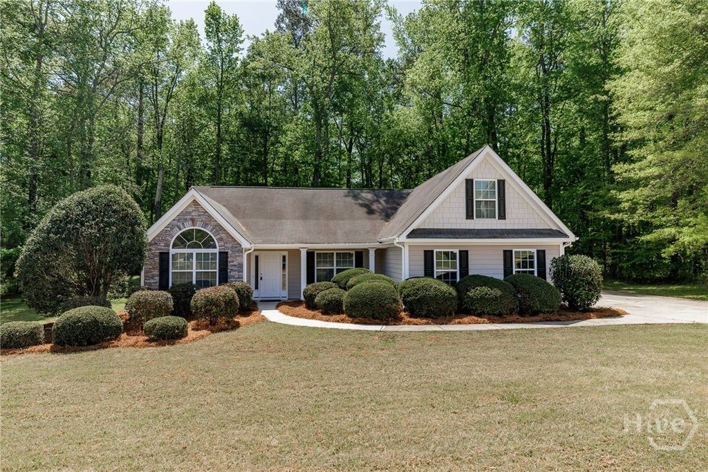Photo of 336 Carrington Drive, Athens, GA 30605 (MLS # CL352353)