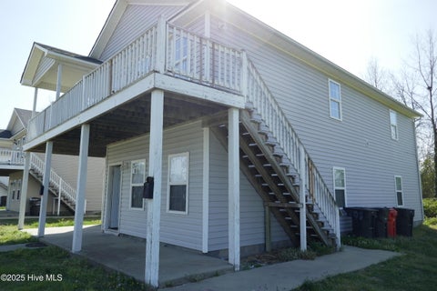 Multifamily For Sale - 305 Speed Street<br/> Pasquotank County, Elizabeth City, NC 27909